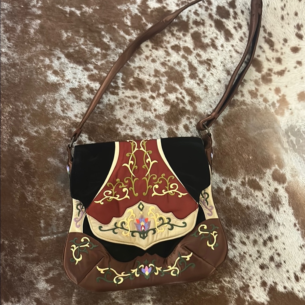 Oovoo purse nwt